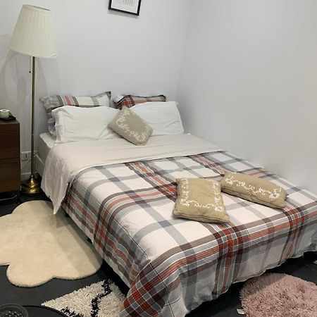 Charmant Appartement - Paris 18 Zewnętrze zdjęcie
